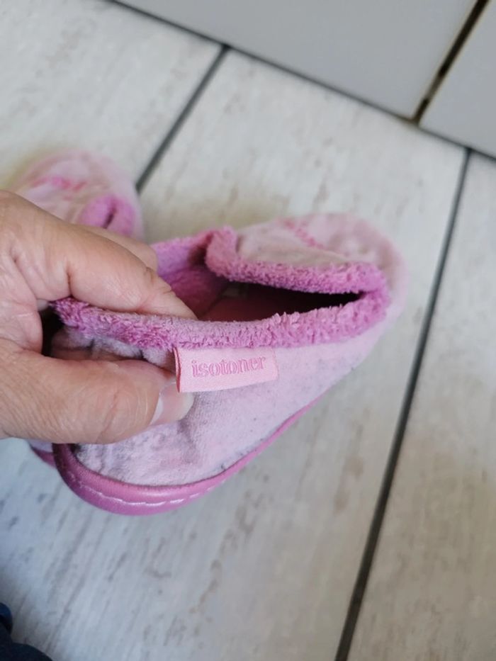 Chausson Isotoner taille 31 - photo numéro 5