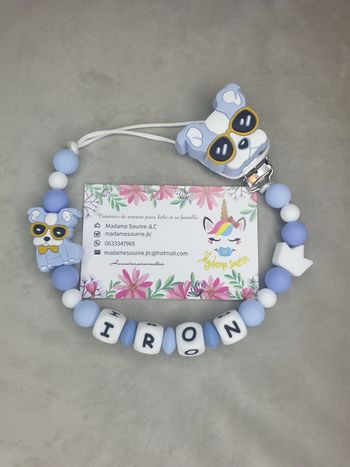 Attache tétine Chien