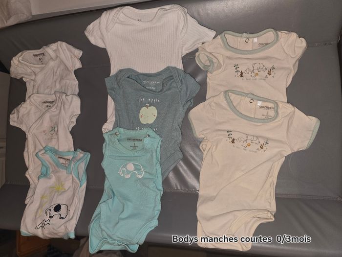 Lot de vêtements garçons 0/3mois - photo numéro 5