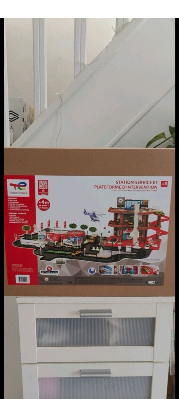 Station service Garage total