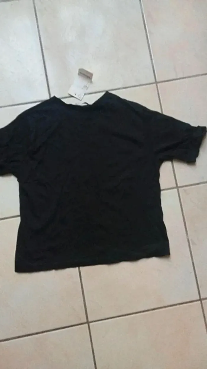 T shirt papillon manches courtes noir - photo numéro 2