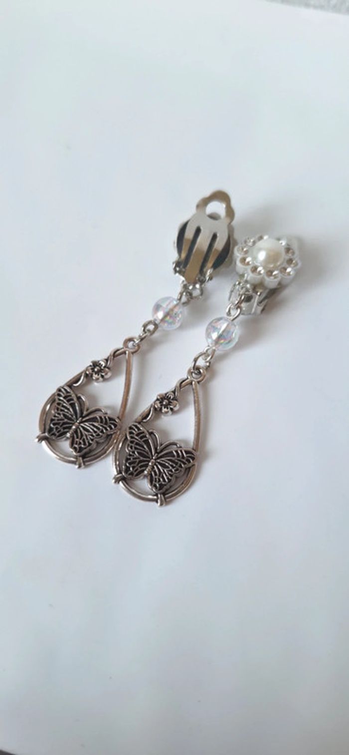 Boucles d’oreilles à clips papillons argentés - photo numéro 2