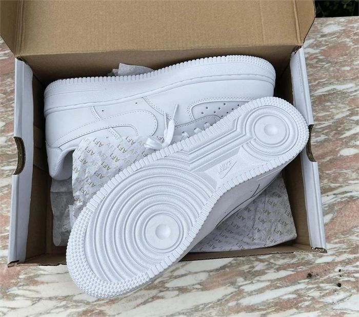Nike Air Force 1 Low '07 White 36 - photo numéro 4