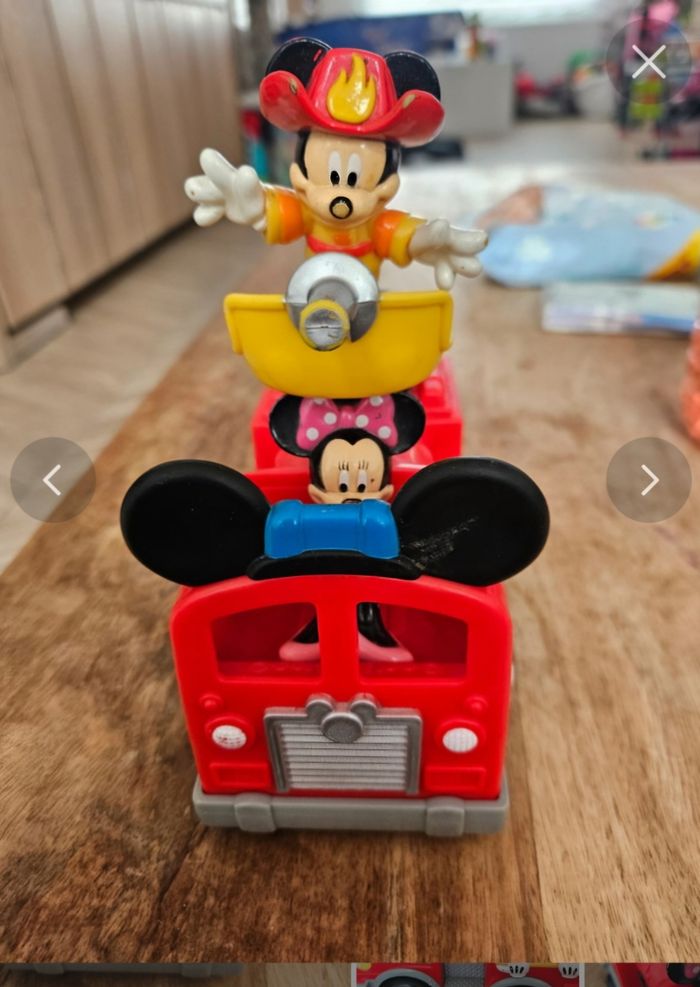 Camion de pompier Mickey
