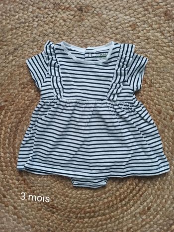 Robe bodies kiabi 3 mois