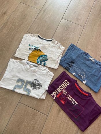 4 t shirt ML 5 ans