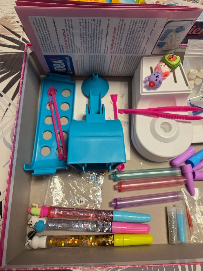 L'atelier des stylos non complet - photo numéro 2
