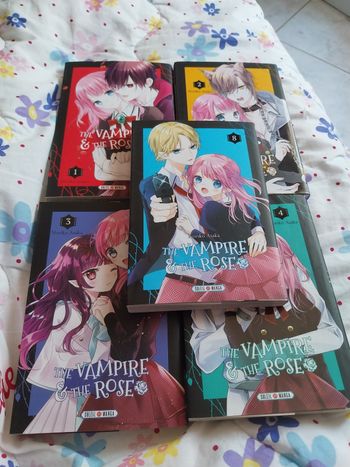 Mangas The Vampire and The Rose tomes 1 à 4 + 8 Soleil manga
