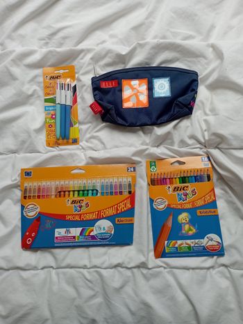 Lot  4 fournitures scolaires  Bic 10€ neuf