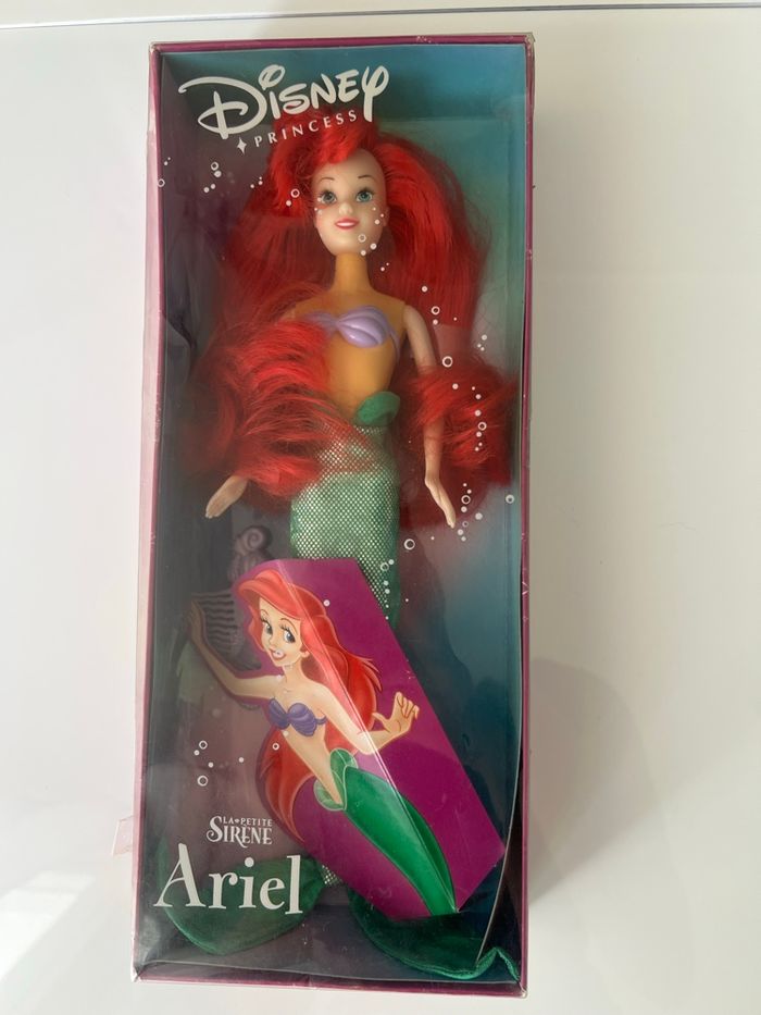Barbie ariel édition limité - photo numéro 2