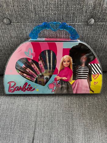 Malette coloriage barbie