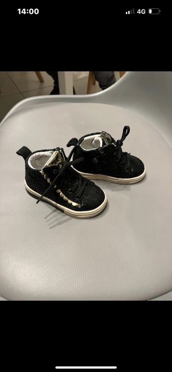 Chaussures primigi taille 20 extra souple premiers pas