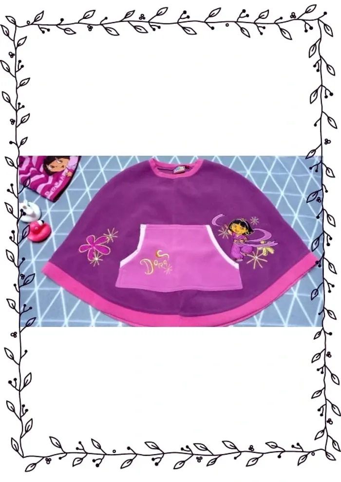 🦄 Poncho + bonnet Dora l'exploratrice, 4 ans - photo numéro 2