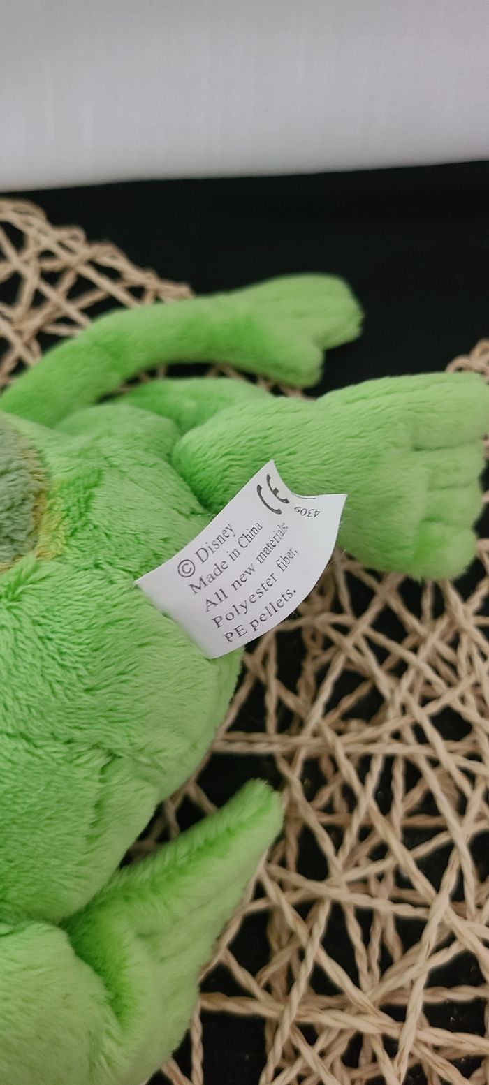 Peluche grenouille Tiana DISNEY La princesse et la grenouille - photo numéro 3