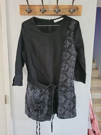 Cache cache tunique noir Taille 38 M