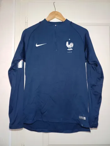 Pulls et sport  Nike
