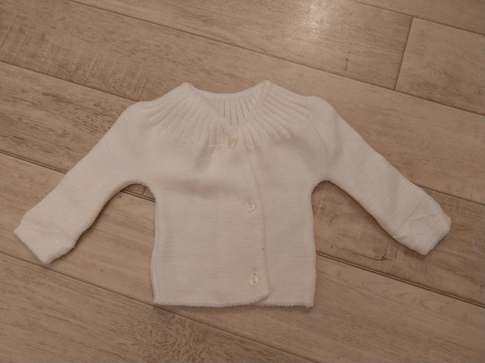 Brassière bebe blanche naissant T0
