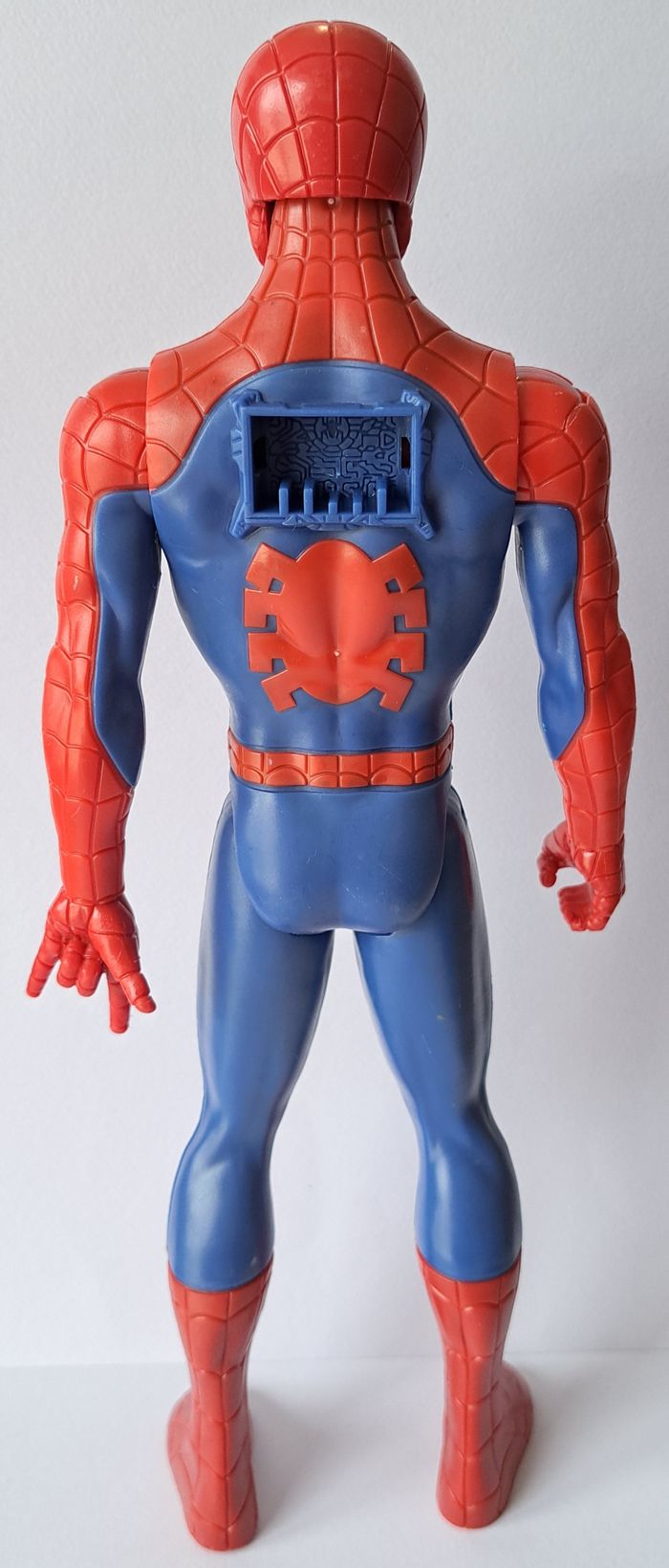 Figurine articulée Marvel Spiderman 28cm Hasbro 2018 - photo numéro 2