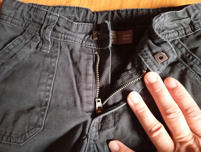 Pantalon garçon 5 ans - photo numéro 4