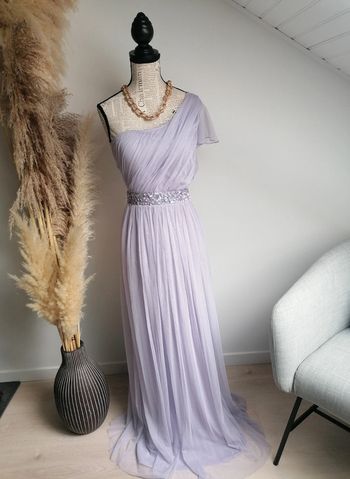Robe de soirée taille M come neuve