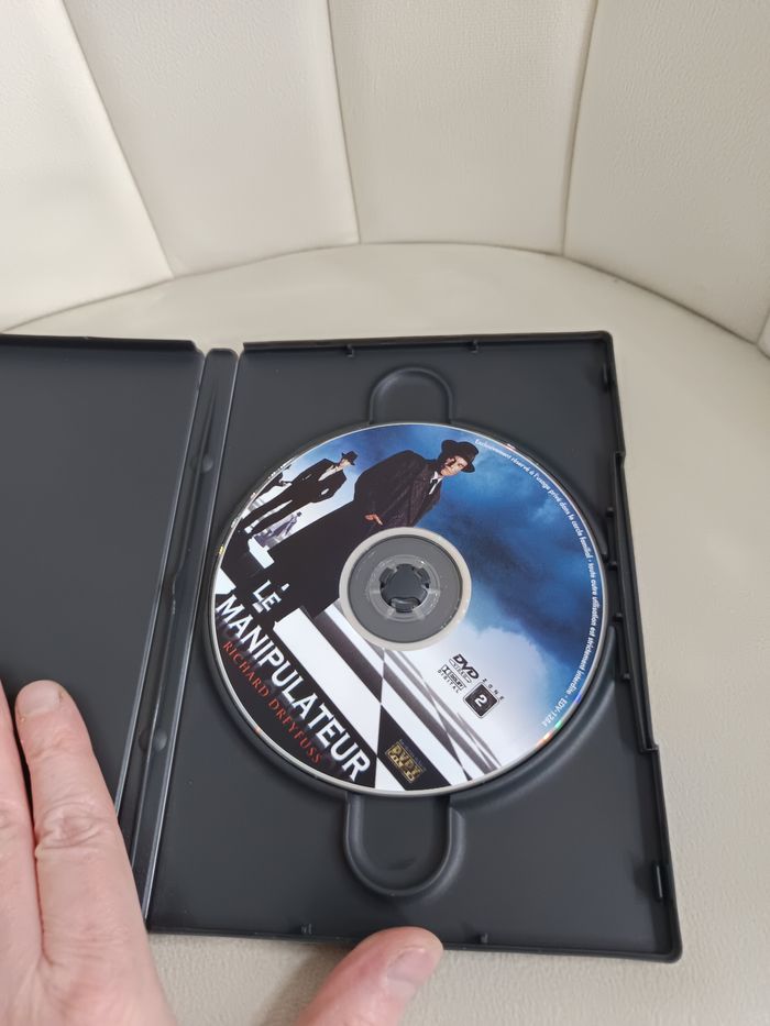 Dvd " Le Manipulateur " - photo numéro 4