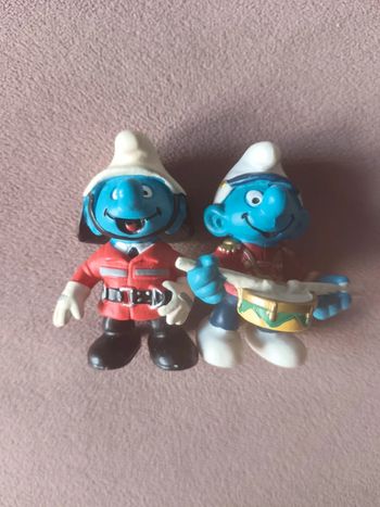 Figurines schtroumpf