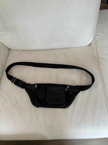 Banane adulte type cuir noir / sac de taille
