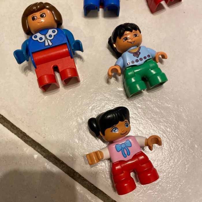 9 personnages lego duplo - photo numéro 4