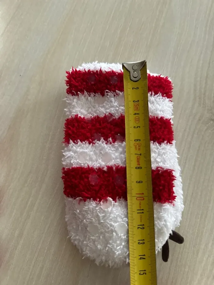 Chaussettes antidérapantes neuves extensible - photo numéro 4