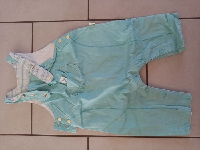 Ensembles salopettes et t-shirt - photo numéro 2