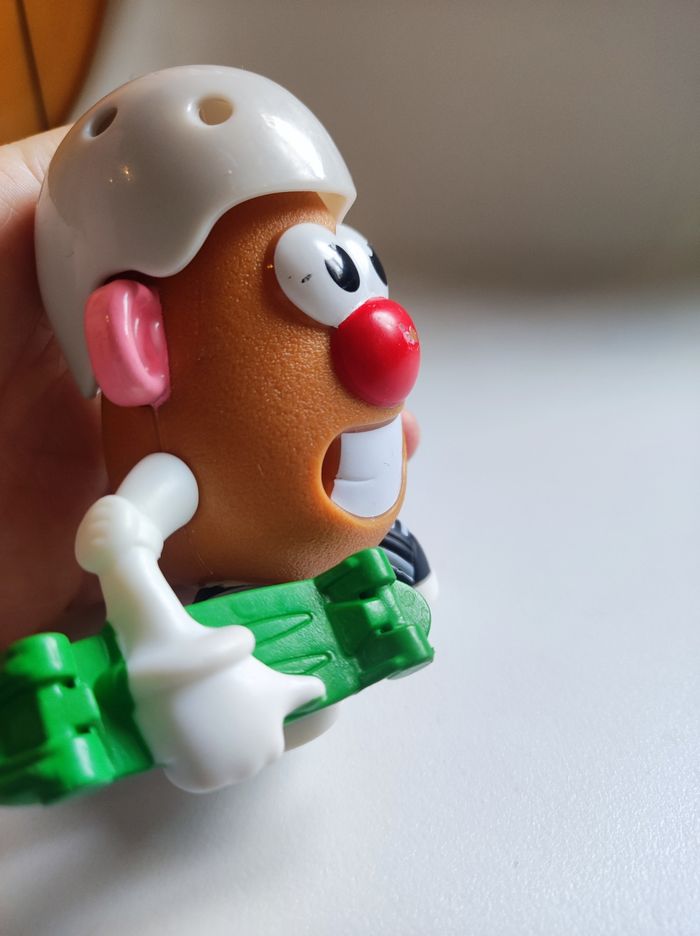 Figurine monsieur patate Skateur 9,5 cm Hasbro - photo numéro 4