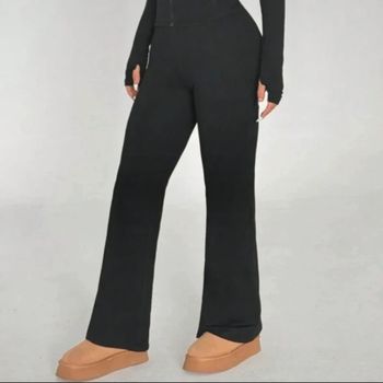 Pantalon évasé slim noir