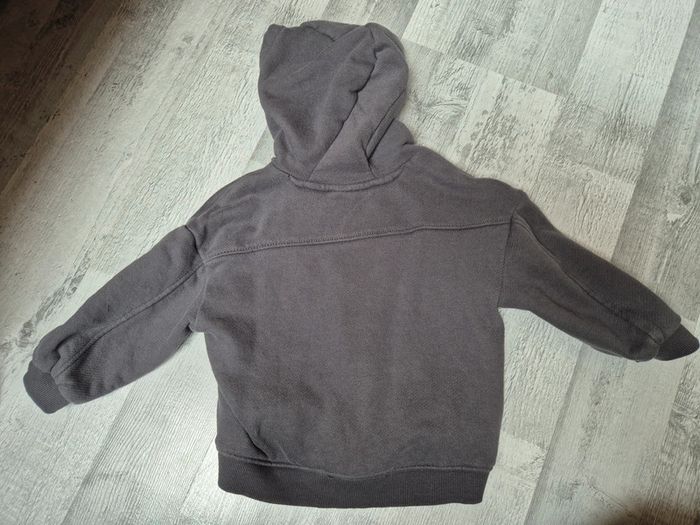 Sweat a capuche Kiabi - photo numéro 3