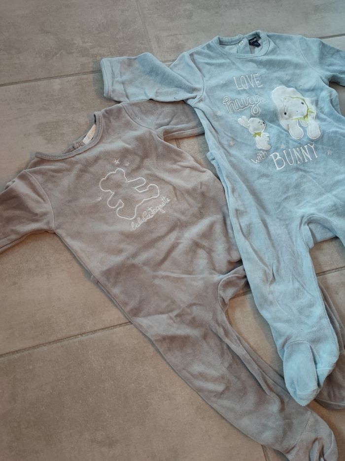Lot de pyjamas hiver - photo numéro 2