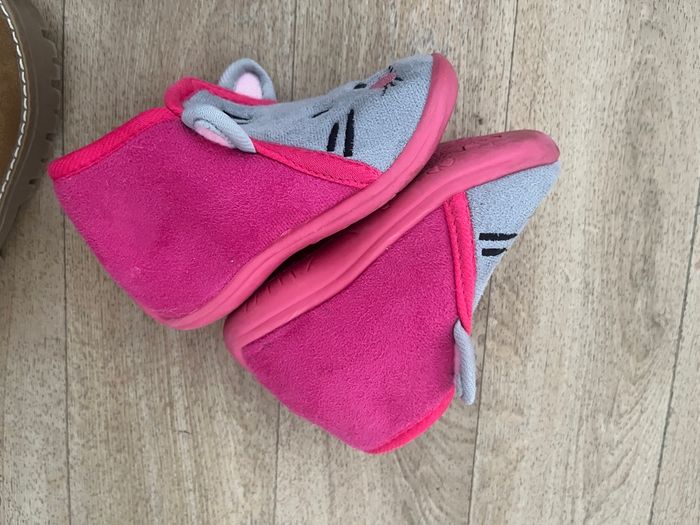 Lots chaussons - photo numéro 4