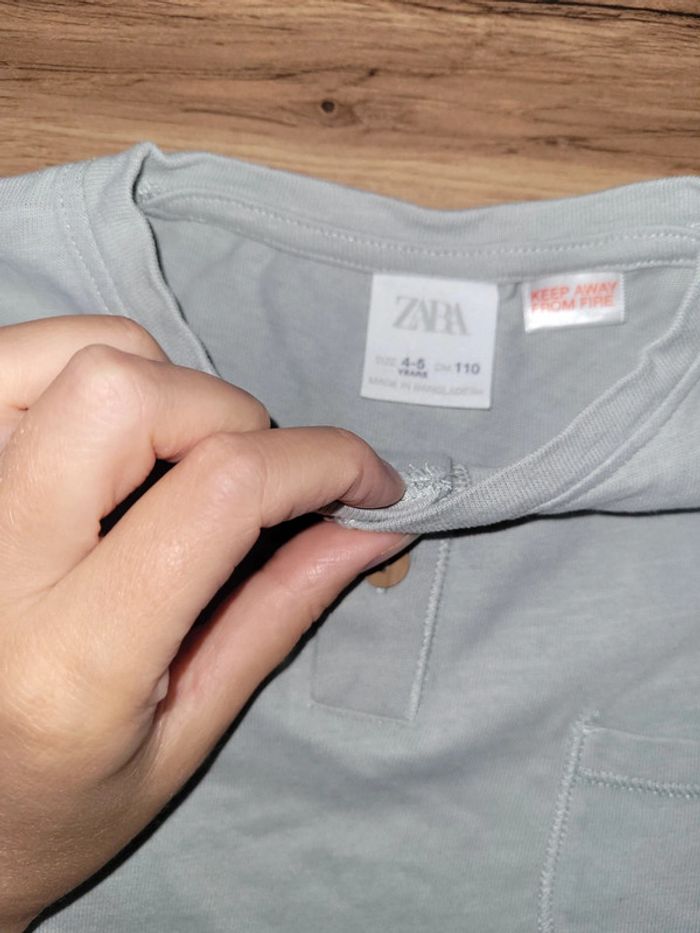 T-shirt manches longues loose zara 4 5 ans - photo numéro 2