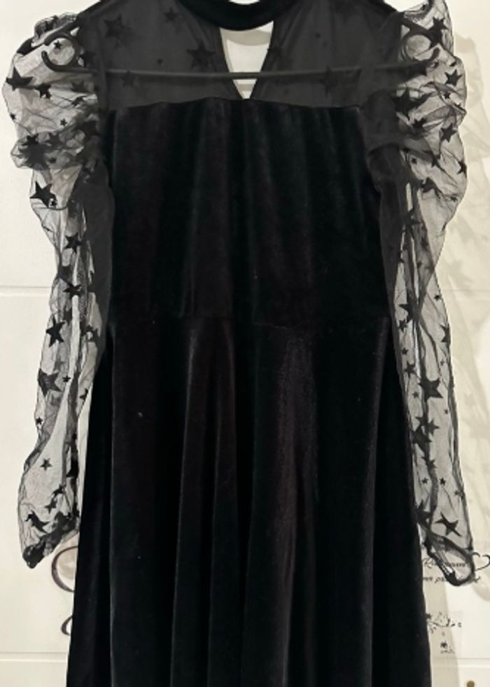 Robe.