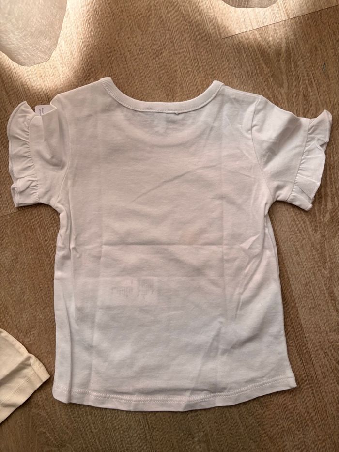 Lot 2 Tee-shirts ABSORBA Neufs avec étiquettes - 9 mois / 71 cm - photo numéro 3