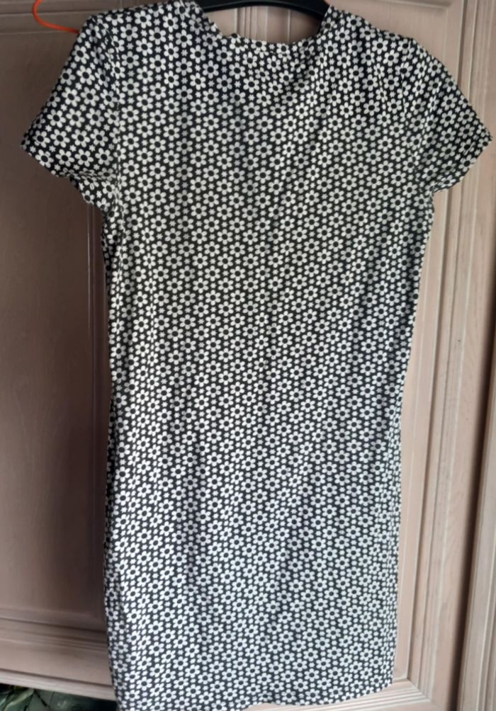 Robe à fleurs noir et blanc Jennyfer - photo numéro 8