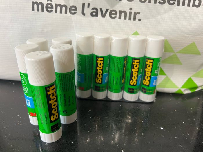 Lot de 10 colles Scotch