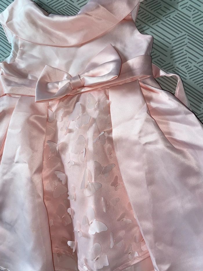 Robe neuve 2ans - photo numéro 2