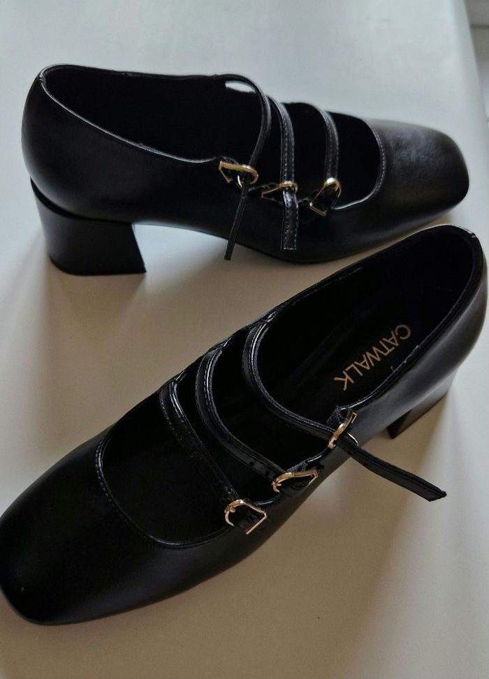Chaussures Babies Noires taille 38. - photo numéro 6