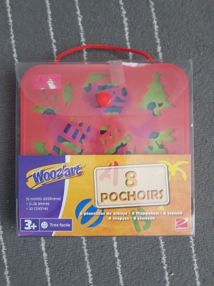 Pochoirs x8