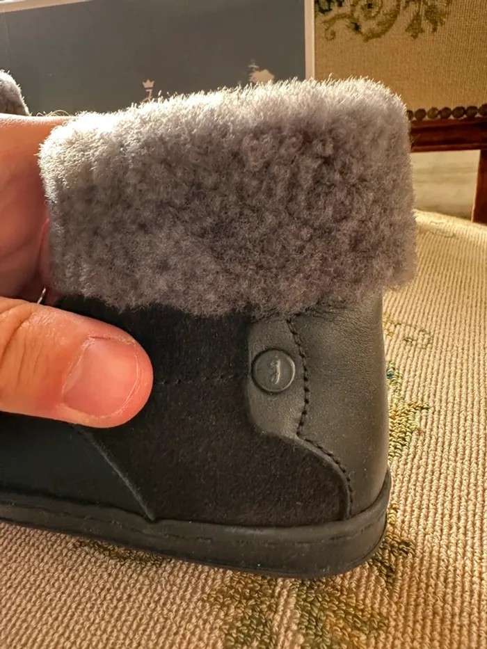 NEUF Chaussures hiver bébé Boots fourrées cuir Jacadi 19 bleu marine Lièvre garçon - photo numéro 4