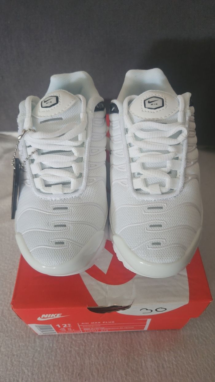 Basket nike tn neuf - photo numéro 2