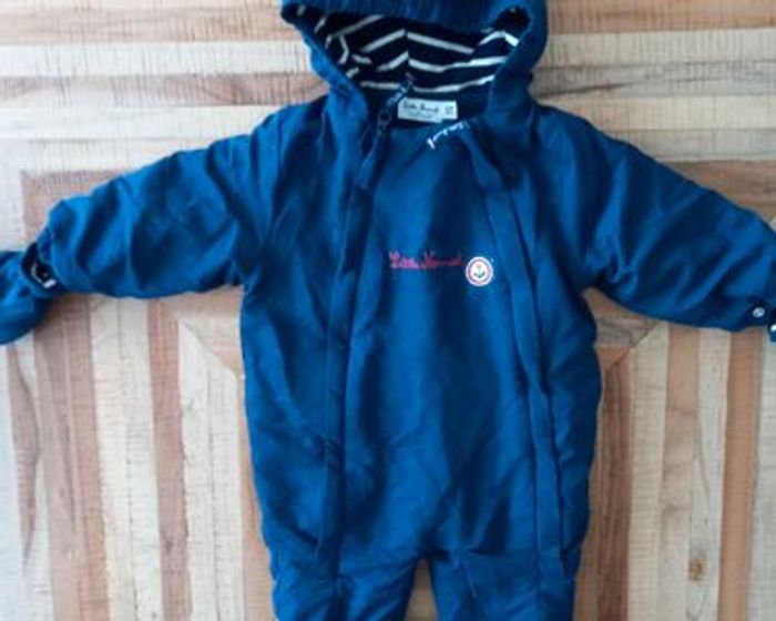 Un carton de vêtements pour garçon en taille 3 mois - photo numéro 2