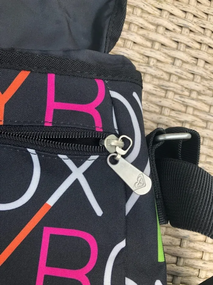 Roxy Sacoche ordinateur laptop bag monogram black with Roxy logo - photo numéro 5