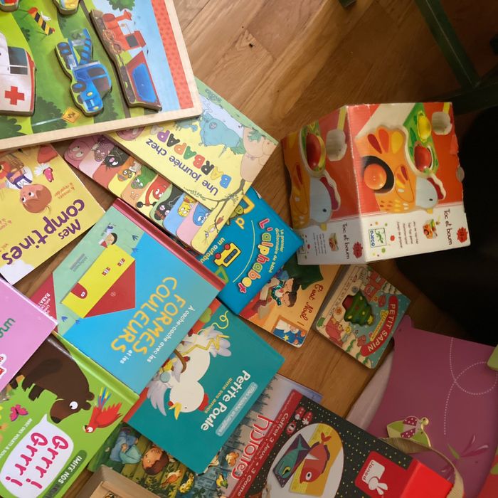 Lot jouets et livres - photo numéro 5
