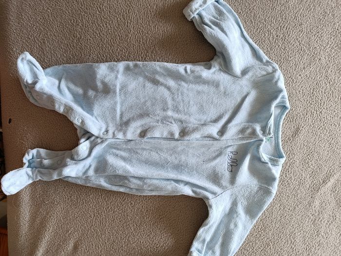 Lot 12 pyjamas velour 3 mois - photo numéro 7