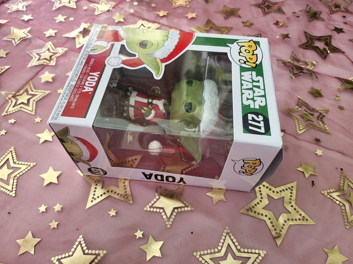 Pop rare collection Yoda wars star de Noël 🎄 🎅 - photo numéro 2